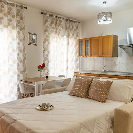 Alba - Center Appartement *